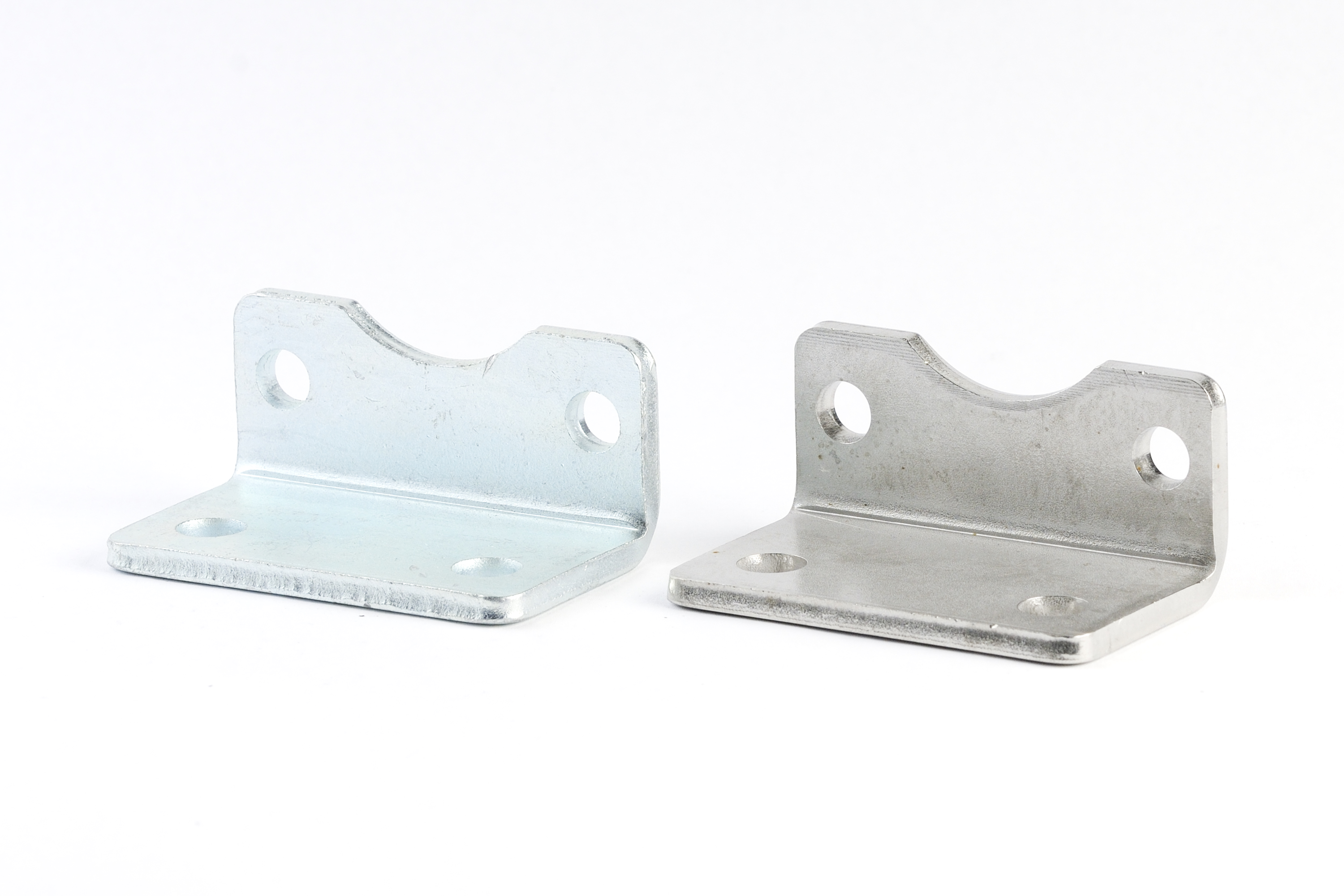 Low feet for compact pneumatic cylinders series BU